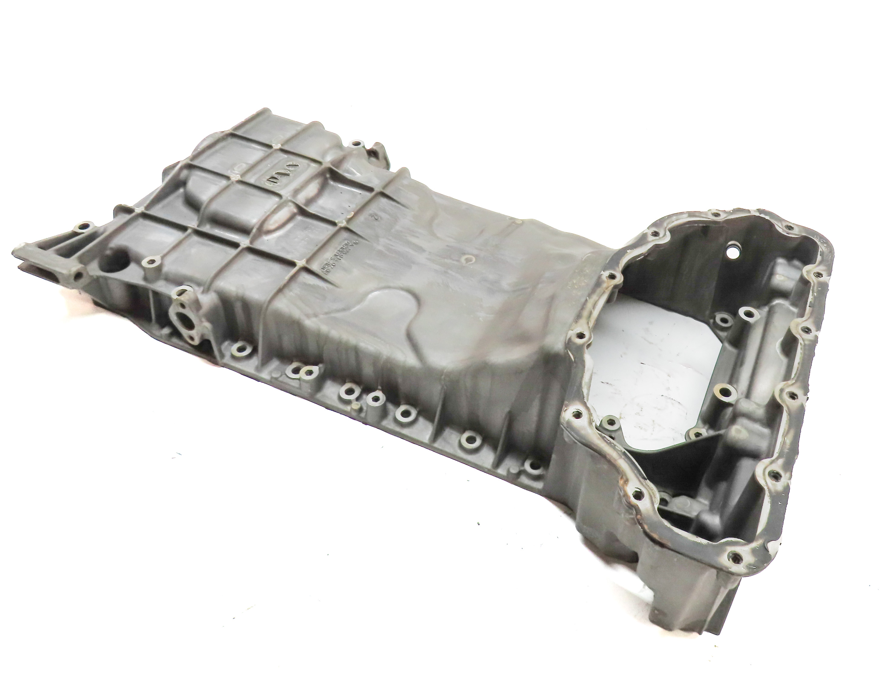 2012-2020 MERCEDES E550 GL450 GL550 ML550 SL550 CLS550 4.6L V8 UPPER OIL PAN — exact item pictured